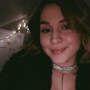 Meet your Posher, Corina